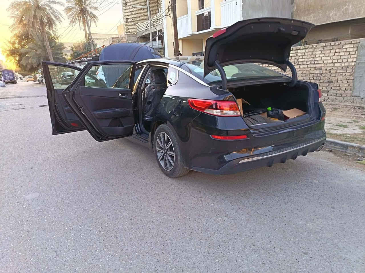 KIA OPTIMA 2019 Lx
مكينة 2400 gdi 
ماشية 50 الف mi
بيها 4 قطع بدون دواخل
 السيارة عدلة بدون بارد بدون رصعات
سيارة جديدة جدا 
صدر أمامي خلفي جدد تخم تاير جديد تبريد ثلج ❄
 نص فول شاشة تحكمات ستيرن جهتين رادار تحديد مسار مود درايف اشاير مري مري كهرباء 
رقم ابيل باسمي هزة سنوية جدد 
سعر 130 وبي مجال 
للإستفسار *********** واتس اب
