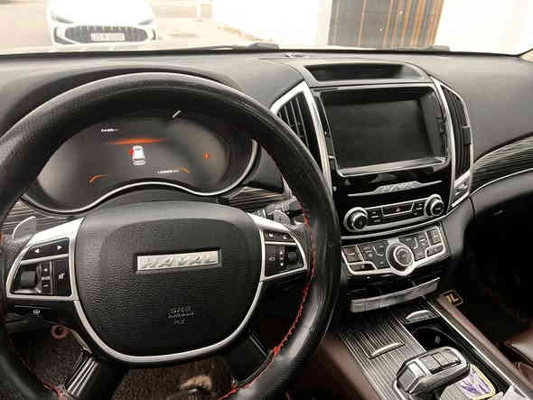 هافال h9 موديل 2020 
السيارة ماشية 128 الف كيلو
مكفولة من الحادث والصبغ
السعر ١٨٠ وبيها مجال بسيط ان شاءالله 
للاستفسار ***********
