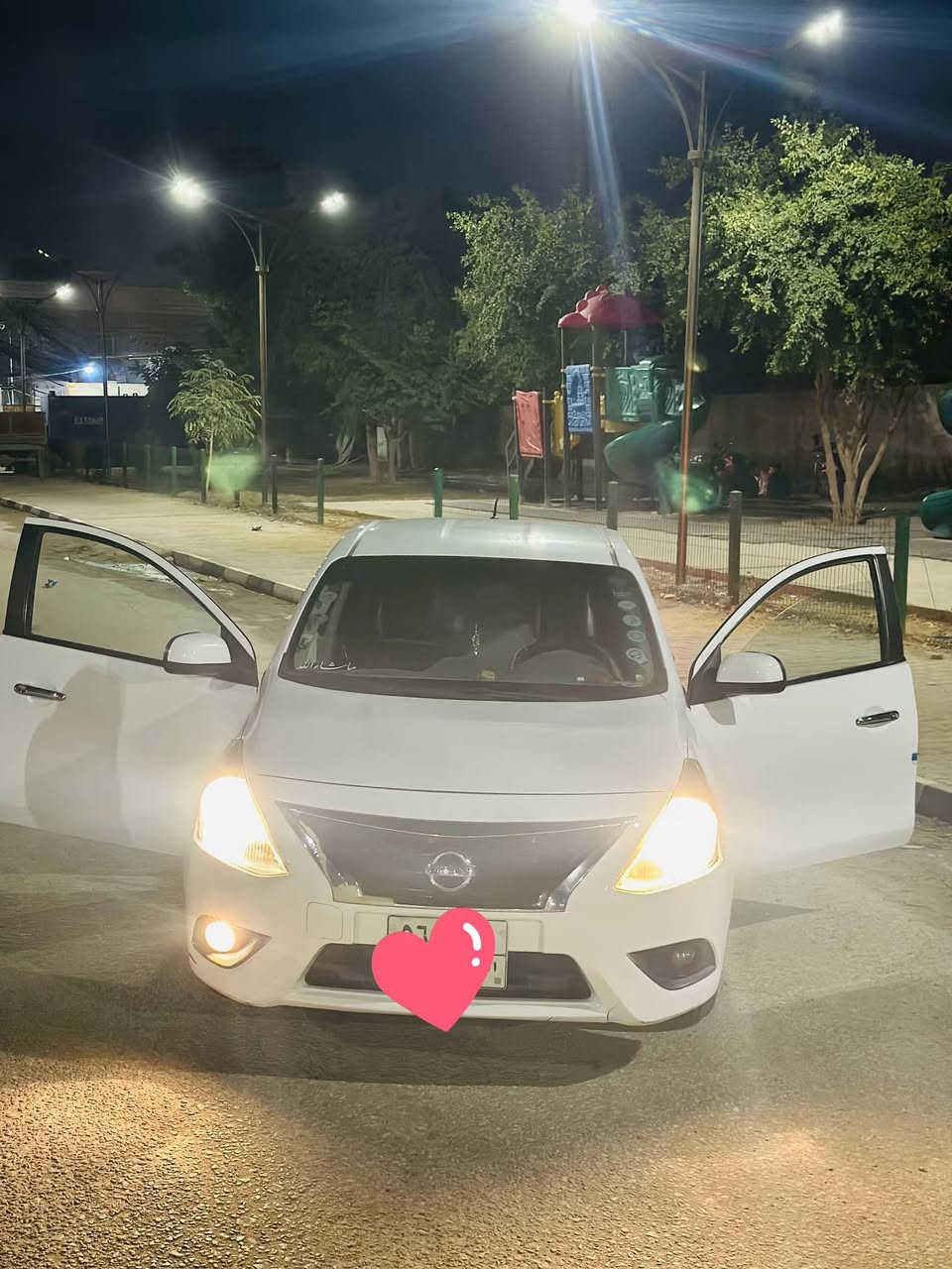 سلام عليكم نيسان صني هندي مديل 2020 رقم اربيل القديم بأسم شركة نور البصرة بيه قطعة صبغ او باردات ٤ مكانات صغار كير محرك تبريد مكفول ماشية ١٨٥ شاشة كشنات نايلون عظم السعر ١٠٠ بيه مجال مكاني نجف كوفة اتصال ***********
