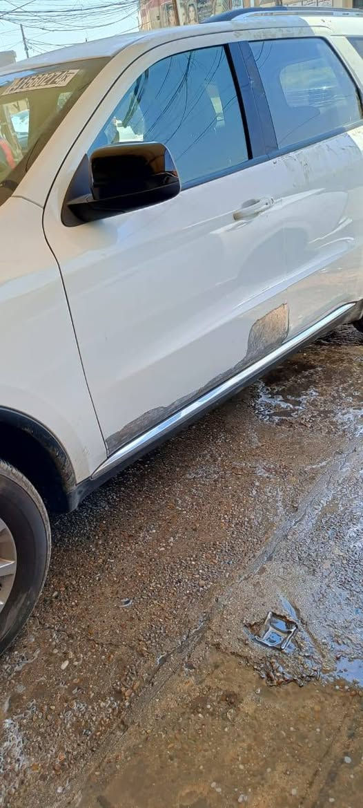 دورنكو 2023 SXT رقم بغداد دولي ورقمها حلو تحويل  مباشر بأسمي السيارة بدون ايرباك طخة بسيطة بذيل باب السائق صور الحادث مرفقة مع الصور  ماشية 24 الف كيلو 
المواصفات : كراسي كهرباء / رادارات / تدفئة كشنات / تدفئة ستيرن / شاشة كبيرة / لايت LED امامي / LED خلفي  / محرك 6 سلندر / اطفاء ذاتي / انظمة قيادة / كروس سرعة / 7 راكب / 3 قطع تبريد / مانع انزلاق  العنوان بغداد رقم الهاتف ***********‪ للاستفسار
