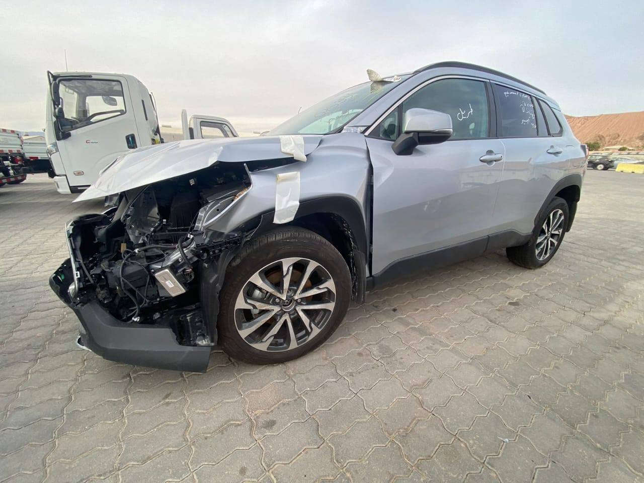 السلام عليكم للبيع فقط كورلا كروس 2023 فول فئة XLE فول الفول. *********** /*********** بغداد الغزاليه. السعر 185 و بيه مجال.
