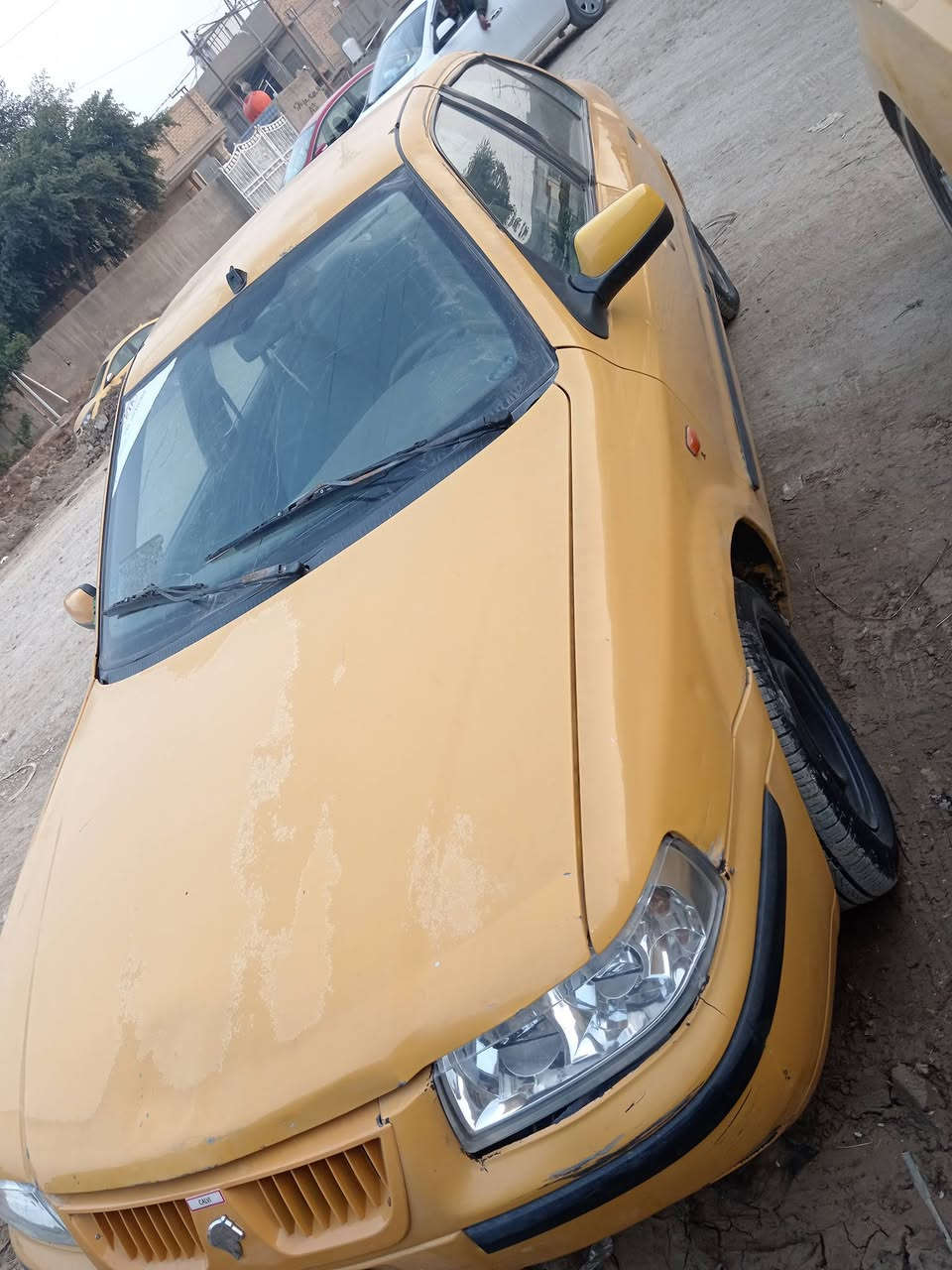 السلام عليكم من رخصت الادمن سمند ١١ سياره جاهزه كير محرك حداديه مكفولات سياره مكفوله بيه بس هلالات سنويه  مكان السياره حله حي العسكري قرب المكاتب موبايل ***********سعر ٢٧ وبيه مجال
