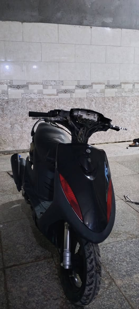 للبيع ب500مراوس موجود خاص
بيها صالنصه اف ام
بيها دبل خلفي سبع الوان
قبق فلاوين 
صدر رياضي
 تواير جدد
يدات بريك 
فج وعمبار بلاد
كفر بلادي كامل موجود
اشاير حمراو بك لايت احمر ذيل ترايش موجودات
مكاني سوك الشيوخ 
***********
