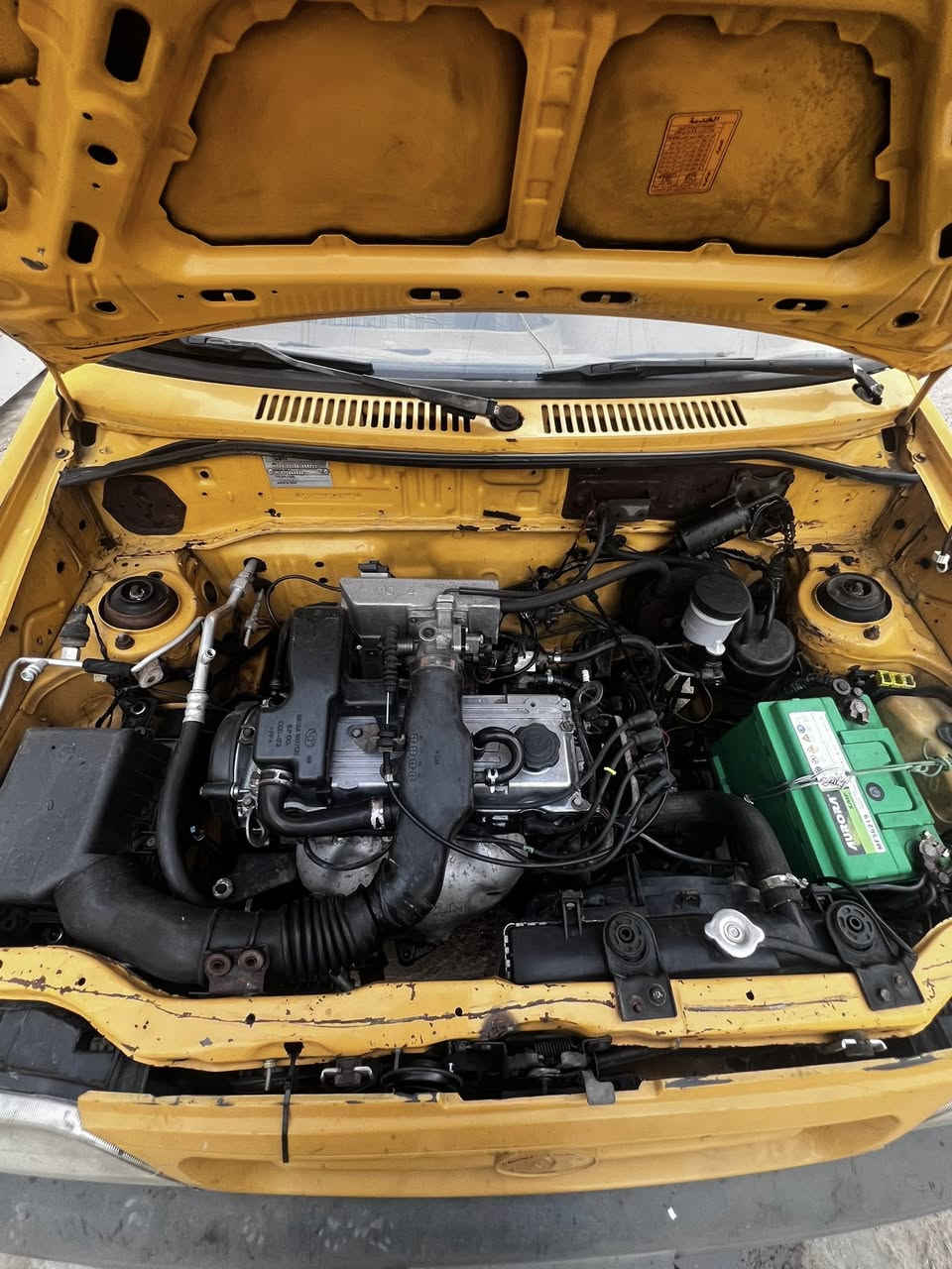 السلام عليكم سايبا 2009 للبيع رقم بغداد الماني باسمي السيارة مصفرة هيىة وغرامات تحويل ثاني يوم ما ابيع الا عقد مروري السيارة كشرتها تخبل شواصي مكفولة عوزها تريبات بسيطة سعرها 20 وبيها مجال كلش بسيط مكاني بغداد الجديدة رقم الهاتف هـ/***********
