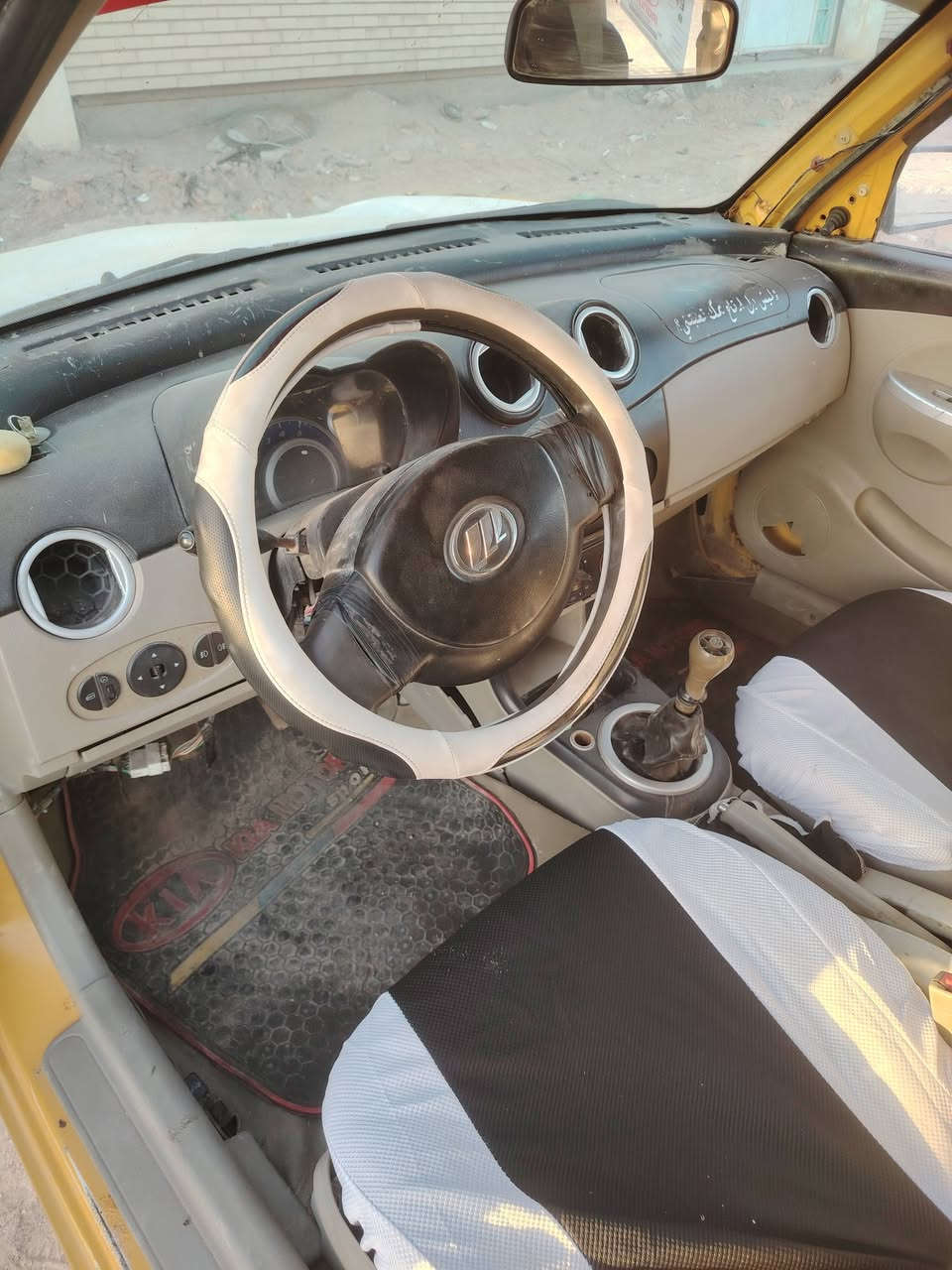 ليفان 320 بسعر 20 ورقة
كير ومكينه
حداديه جديده
نواقصه بسيطة
فقط تحتاج تعديل تاير راجع اثر ضربه
رقم قادسية راعيه بالديوانيه
سنويه ساقطة تحويل مباشر فقط
مكان السيارة النجف
***********
