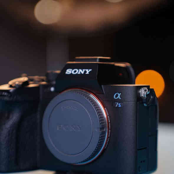 للبيع فقط – كاميرا Sony A7S III
4K 120 FPS
استخدام قليل جداً وحالة نظيفة
السعر: مليونين و 950

واتساب: ***********
