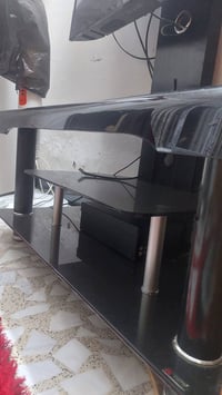 ميز تلفاز • مستعمل • بابل حله