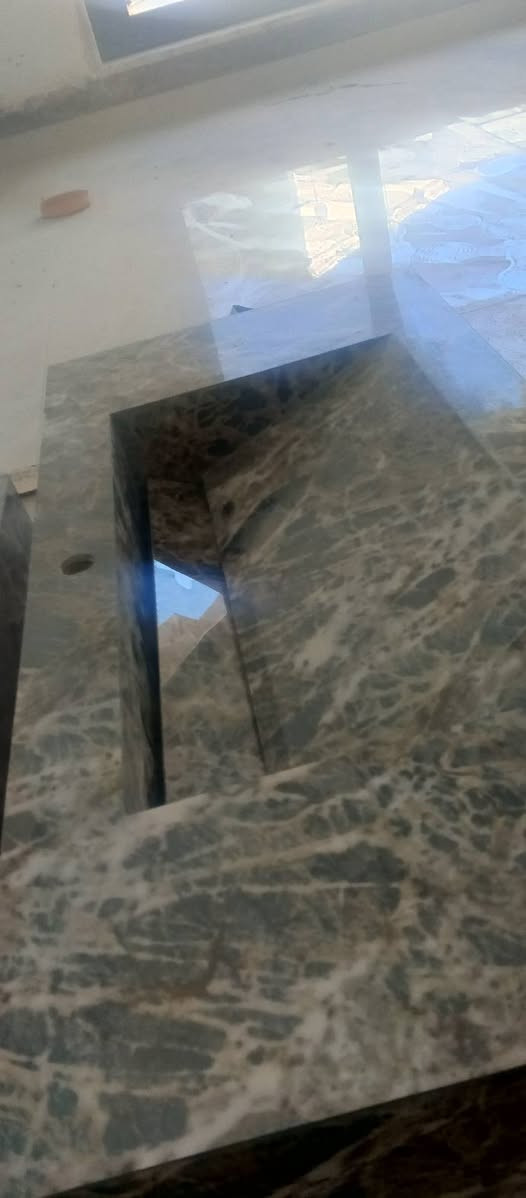 عمل مغاسل بورسلين كافة الأحجام
***********
واتساب
