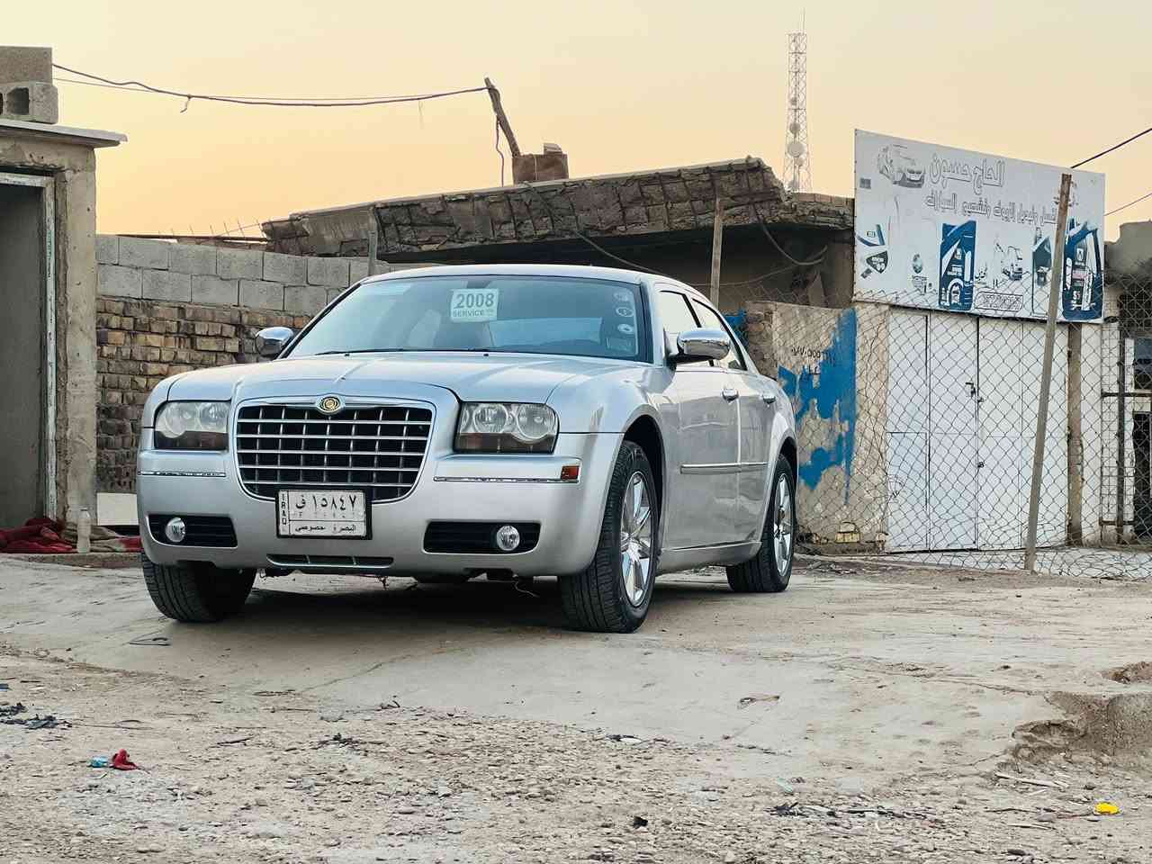 ياالله السلام عليكم
اوبامه مديل ٢٠٠٨ وارد كندي لا ضربه ولا تبديل مكينه ٦ سندر ٣٥٠٠تبريد تخم تاير حداديه لايت زنون سنويه ل٢٧ مشروع واطني رقم بصره 
بيه مكانات صبغ هلالات لوره ولرباع لبيباب خياس ومسويه جازه السياره 

***********
السعر ١٠٥ $وبيه مجال
