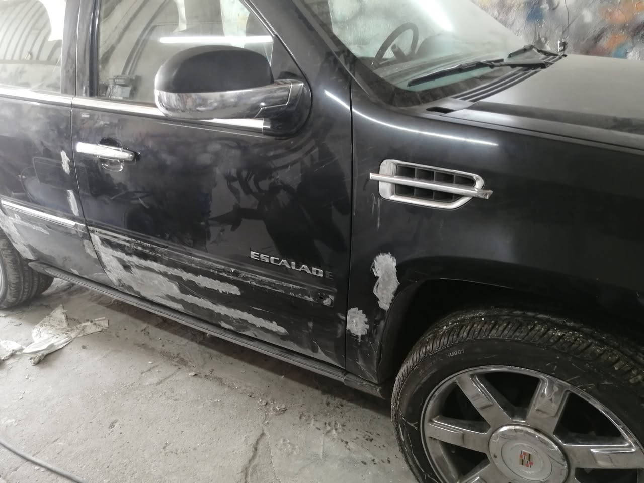 ورشة الأصدقاء للسمكره وصبغ جميع أنواع السيارات. 🚘🚖
الورشه  متكامله  سمكره وصبغ وتعديل  بارد PDR كادر ذو خبره في السمكره على البارد. 
الصبغ شرط  بالفرن  حراري و الالوان الميتاليك جميع الالوان  بالكمبيوتر 📡
نستقبل جميع أنواع السيارات. 
##للحجز والاستفسار الاتصال على الارقام التاليه  متوفر   وتساب . 
الصباغ ابو موسى :*********** 
السمكري ابو نبأ :***********
نتشرف بكم  العنوان 🖊️صناعيه حمدان القديمه خلف محطات الغسل 👍🏻👍🏻
