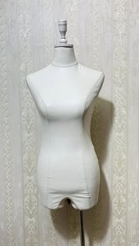 جاكيت جلد • بنطرون • مدينة الصدر