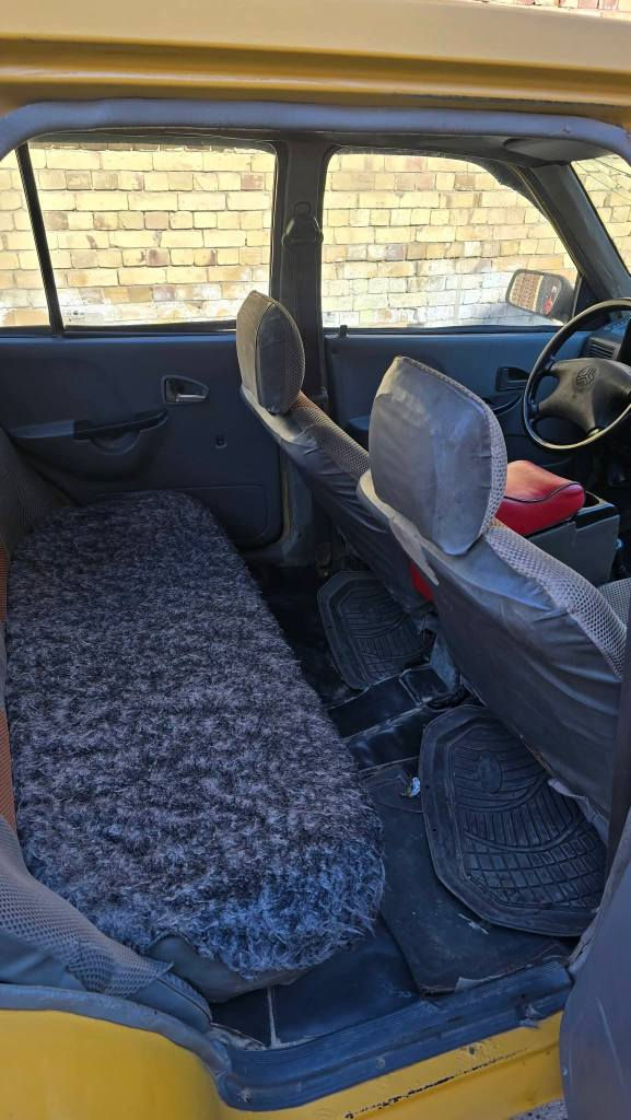 للبيع سايبه موديل 2010 رقم واسط مشروع وطني سنويه لغايه 2026 شهر الرابع  سياره خير من كير ومكينه مكفولات حداديه جديده تخم تاير جديد كهربائيات كلها شغاله شواصي برانكيتات مكفولات مصفره هيئه وغرامات بيها خط وبحث تحويل ثاني يوم مكاني بالكوت السعر 16وبيها مجال  قليل
***********
