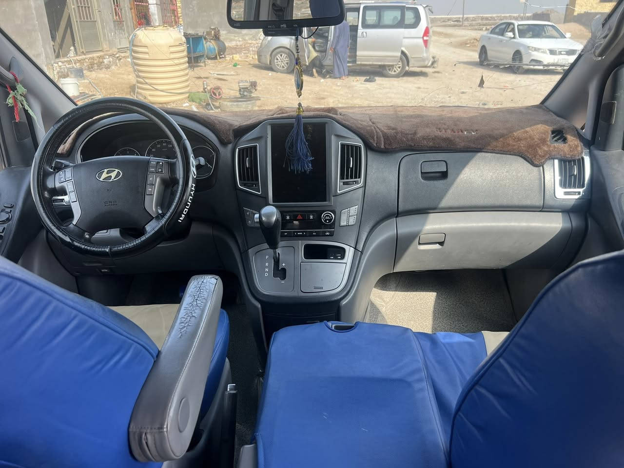 السلام عليكم ستاركس 2019 بيه رش بس الجاملغ امامي ايمن مكينه نص بنص ولباقي كفاله عامه حداديه تايرات سياره جاهزه سعر 270وبيه مجال مكلف بنشر***********رقم صاحب السياره
