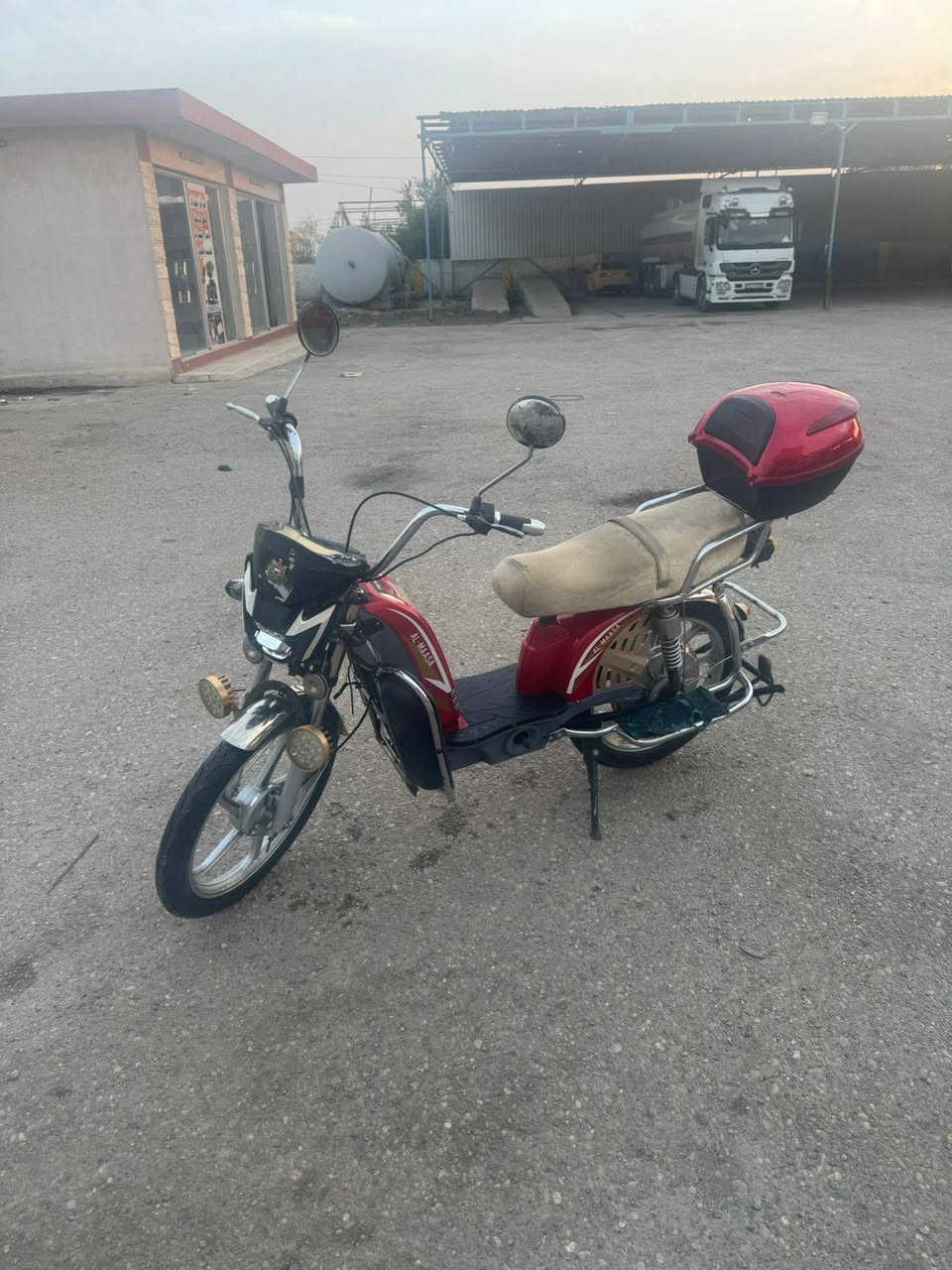 سلام عليكم من رخصت الادمن
ماطور شحن نضيف بطارياته بيهن خير من الله ماطور ما بي نقص
التواصل عله الرقم ***********او عله ***********
