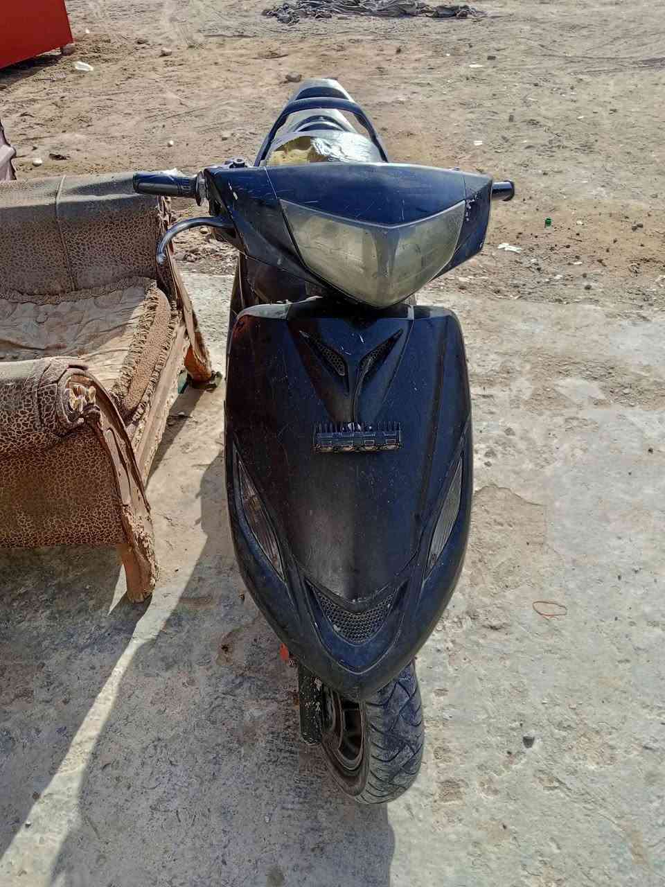 السلام عليكم دراجة ماكس 140 للبيع كوم حديد السعر 200 وبيها مجال المكان مدينة الصدر الشماعية ***********
