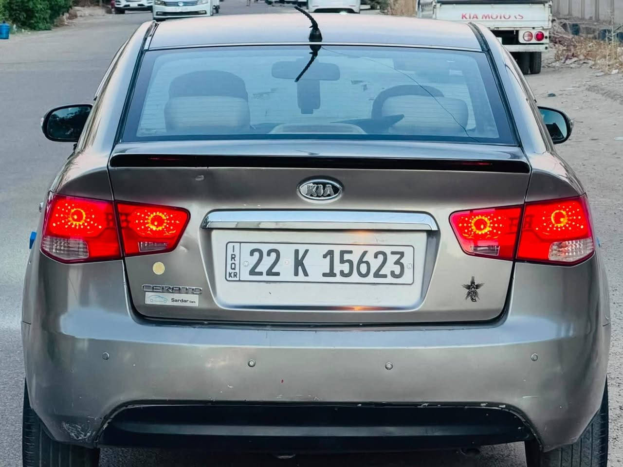 سيراتو ٢٠١٠ خليجي 
سعر ٨٨ بيهة مجال شراي 
بيهة قطعة وحدة صبغ فقط باقي مكفول سيارة جديدة
ما بيهة اس نقص مسويلة سيرفس كامل 
موصفات تحكم ستيرن جهتين مانع نزلق داخل لونين ويل كب كروم شاير بلمري مري شفط
محرك ١٦٠٠ لا تبخير ولا تنقيص
رقم اربيل اسمي تحويل ثاني يوم 
هزة رقم سنوية جديد 
مكان سيارة بغداد الشعب 
رقمي ***********
