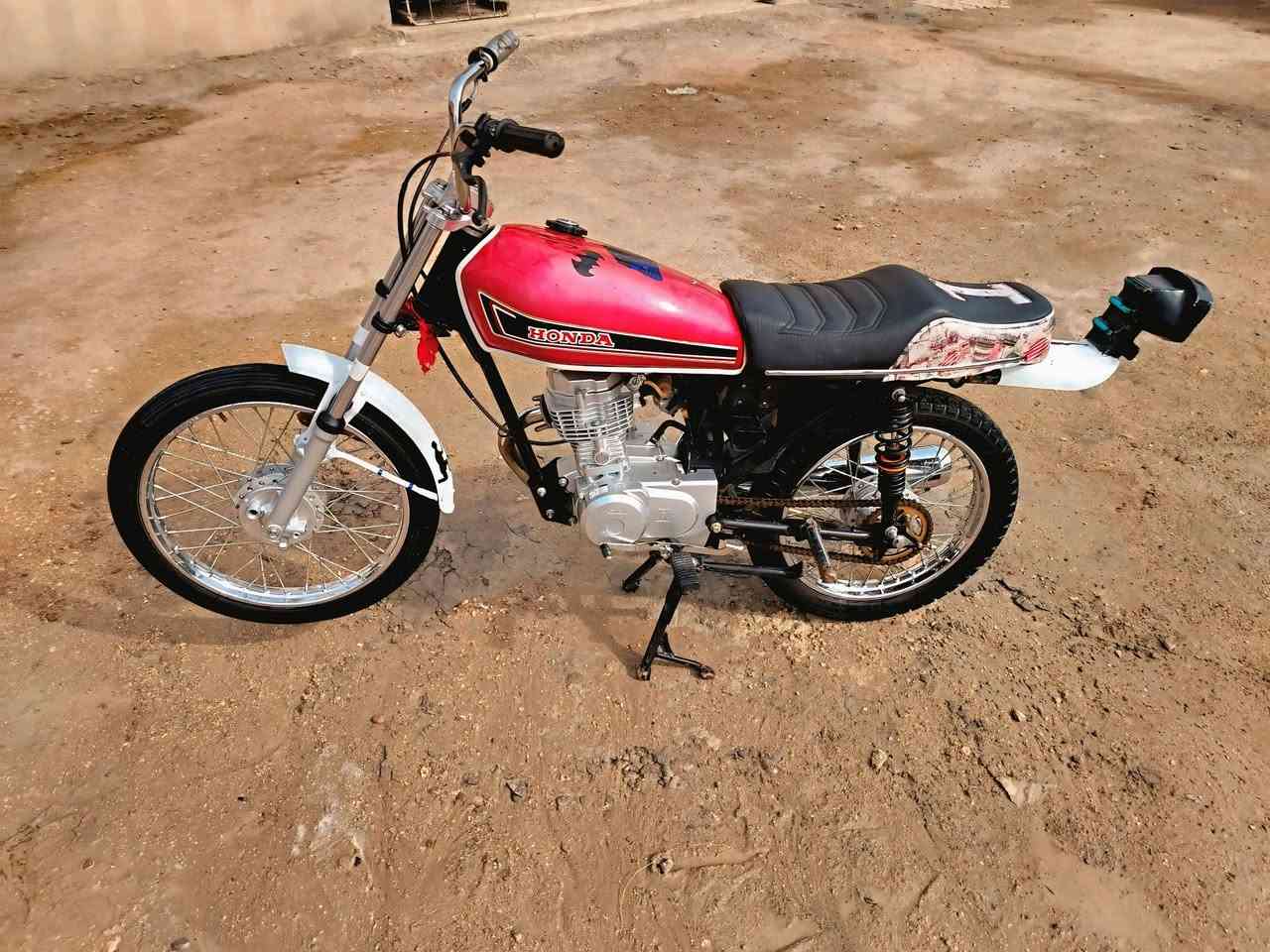 ألسلام عليكم نامه شلامجه 25كلك كلك مفتوحه ولفات السعر 575وبيه مجال قليل لشراي
المو شراي لا يراسل


**إذا كنت صاحب هذا الإعلان وتريد حذفه لأي سبب، رجاءا أرسل رسالة إلى الدعم الفني**