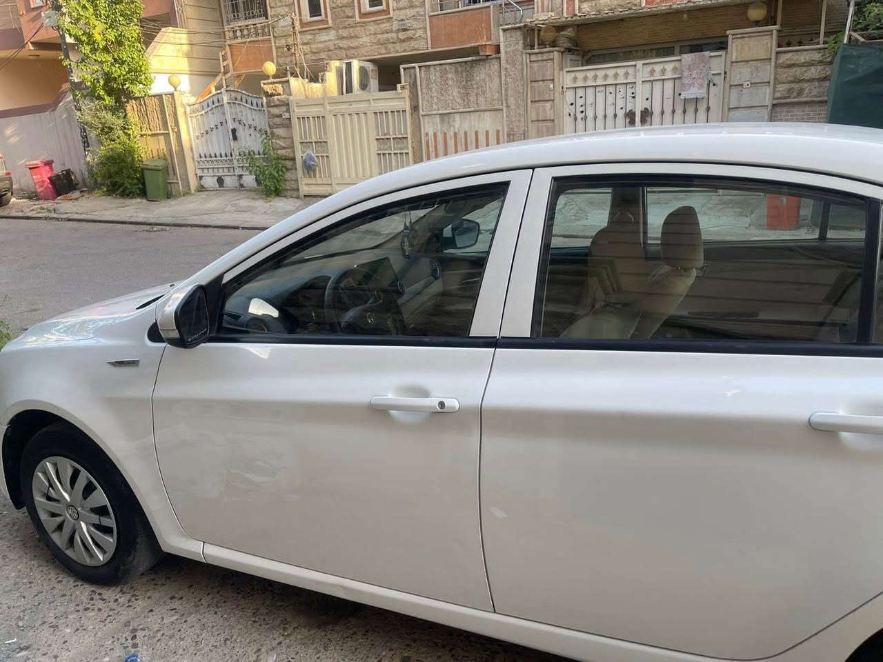 Mg 2015 سفري اربيل سيارةكة تازة فةحسوو هةزةي لو كراية كاميرة حساس گير توماتيك -حادي جام كارةبا مةكينة مرغوب  سبوغ ٣ پارجةي و نيوي سبوخة بي   داخيلي پيشو بشتي كةپسة- وتساب*********** أربيل, العراق
