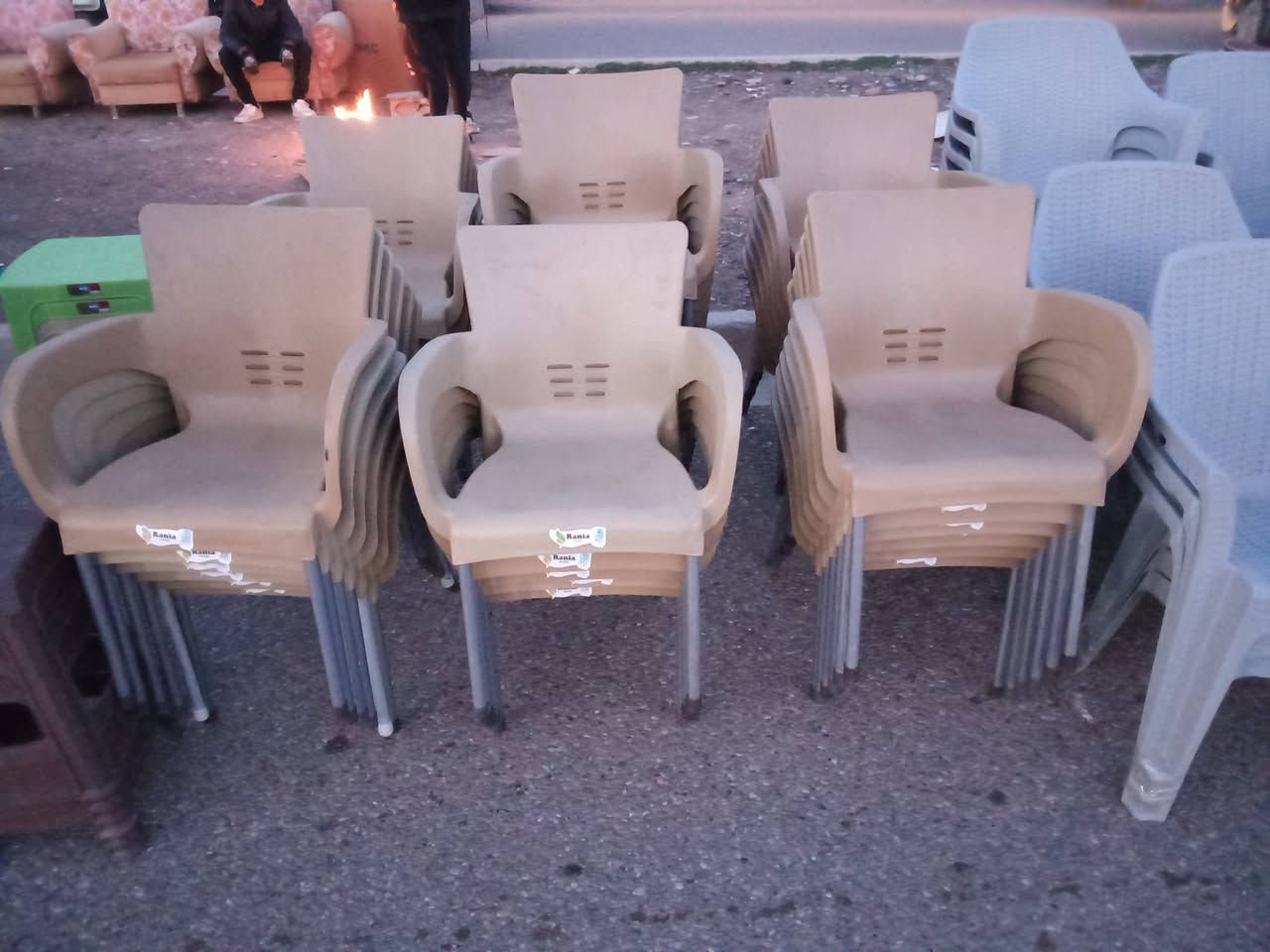 وصول وجبه جديده كرسي بلاستك رجل #حديد
سعر الزوج 16
مكان كركوك/ حي النداء 
***********
