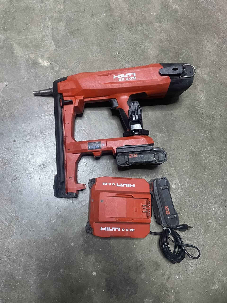 للبیع کامل مع بطاری شاحنە ۸٥٠$
٠۷۷۲۸٤۸٤۳٤۸
