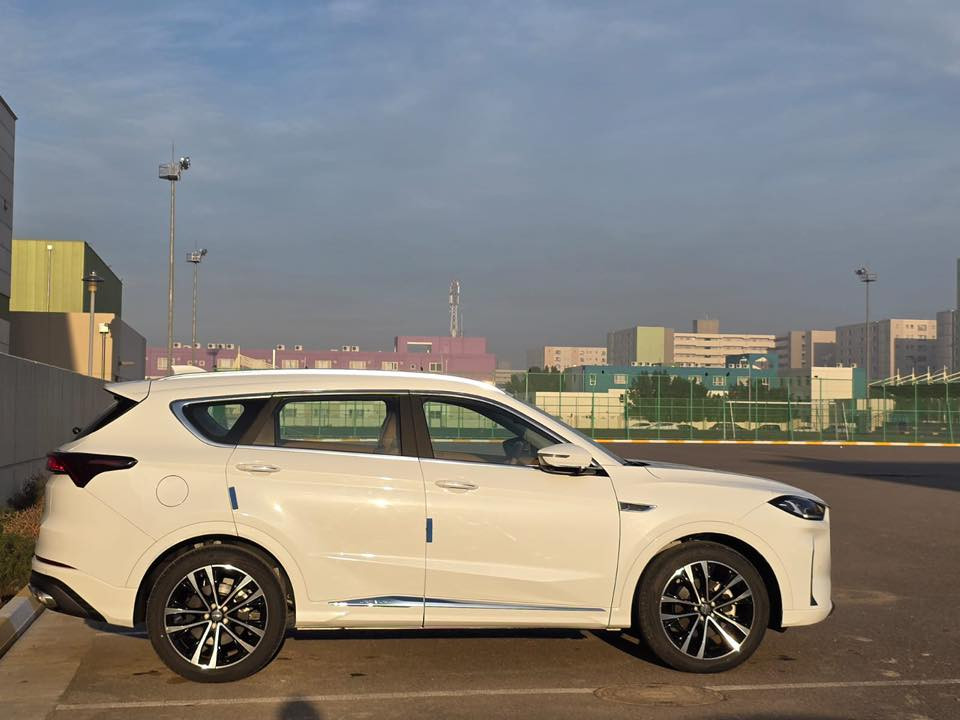 السلام عليكم جيتور x70 plus لكجري فول مواصفات ٢٠٢٥ ماشية ٥٠٠٠ سيارة كفاله عامة سعرها ٢٩٥٠٠ 
لاستفسار ***********
