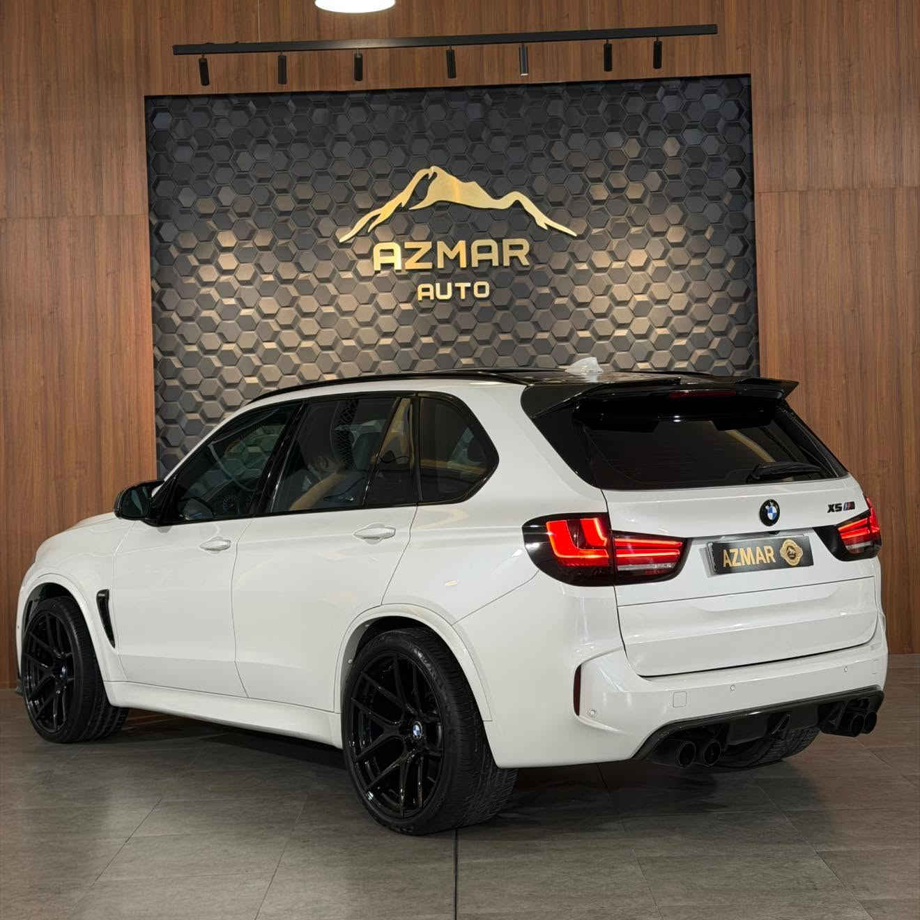 BMW X5 M Power V8 twin turbo🚀
ارخص سعر بكل العراق : 265$ ورقة💣
موديل : 2017
السيارة وارد الماني ضمان دولي
وحش بقوة حصانية اكثر من ٨٠٠ HP و عليها سستم صوت كزوز مخيف🚀🔥
السيارة فول الفول 
بنواراما و كشنات جلد و تدفئة و رادارات و حساسات و انارات داخلية و انضمات قيادة و سماعات Bang & olufsen ١٦ سماعات 🔈 و ستيرن ام و كامل السيارة ام بكج و عليها كت رياضي
وباقي المواصفات المعروفه بالصور 

مكفوله كفاله عامه فقط بي دي ار جداً بسيط

سعر : 265$ ورقة
للاستفسار: ***********
العنوان: السليمانية المعارض الجديدة شركة ازمر اوتو معرض رقم ٣٤
