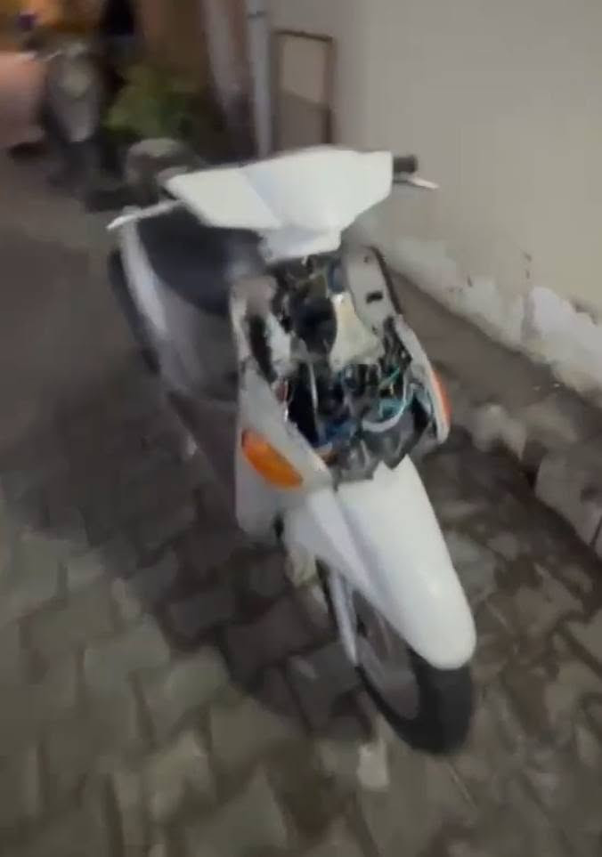 سلام عليكم فله للبيع دراجه كفاله بيع فقط
بيه ملاحظات بسيطه اشاير خلفيه وبكلايت خلفي وبس دراجه نكره بكل وقت وناعمه وحلوه سعرها ب800 وبيها مجال للشراي مكان بغداد الكريعات ***********
