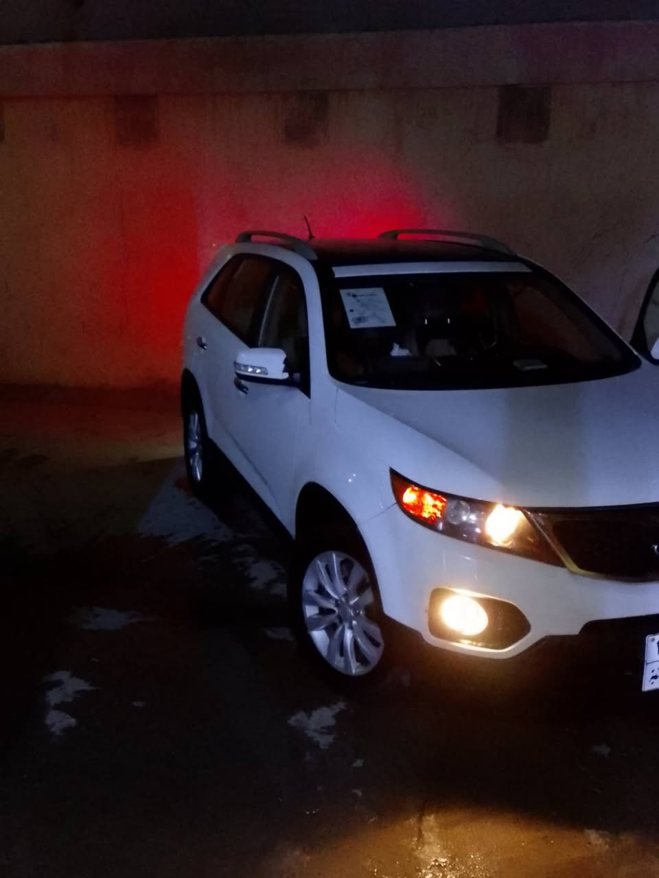 السلام عليكم كيا سورنتو 2011فول مواصفات بصمه بنراما بكلايت لد تبريد بيانو كشن كهرب سبعه راكب ثلاث قطع تبريد شاشه كامره حساسات خلفيه تحكم استيرن هزه جديده 2026سنويه 2030السياره نضيفه ضرره موضح بالسونار السعر 150او بيها مجال ***********
