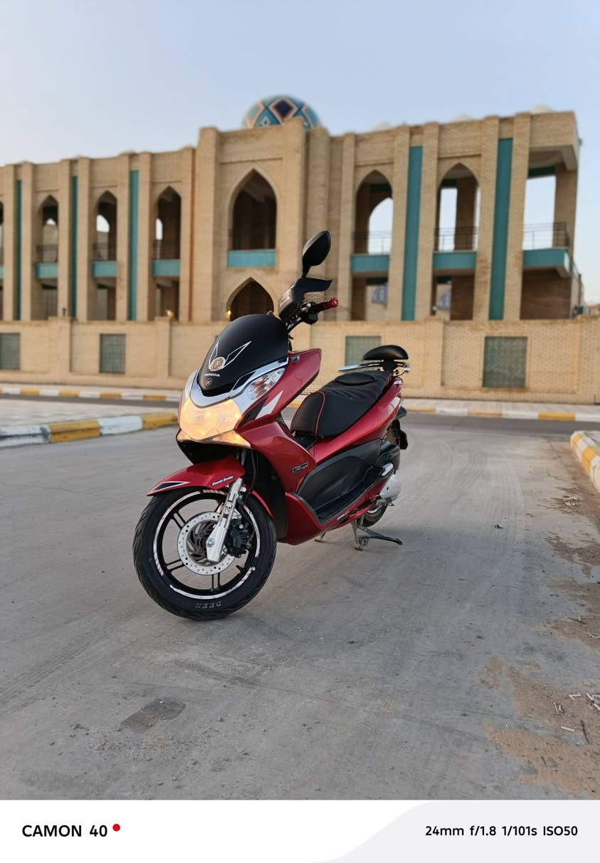 سلام عليكم دراجة pcx للبيع كفاله من الشخط ما ماشيه هواي بعده بجيس الشراي يدخل خاص أو يتصل ***********
