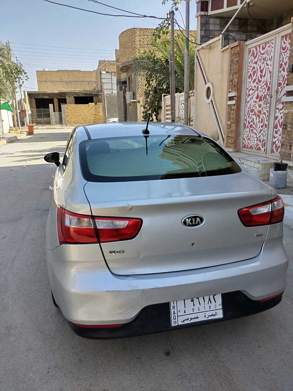 سلام عليكم 
كيا ريو موديل ٢٠١٦ وارد امريكي محرك ١٦٠٠ gdi 
ضربتها جاملغ وبنيد ومرجعات والسيارة ليبل واحد والسيارة حرة وبأسمي وتحويل مباشر وين ما تريد 
محرك وكير جيد جدا وتبريد وادامة على السيارة من 
( باتري جديد وحدادية وفيت بم اصلي ....) 
سيارة نظيفه ومعتني بيها وكله دهن رافينول الالماني وبانزين محسن وتفحص وين ما تريد 
سعرها ب88 وبيها مجال قليل حق الچيه 
للاتصال / ***********
مكاني / الناصرية مركز

