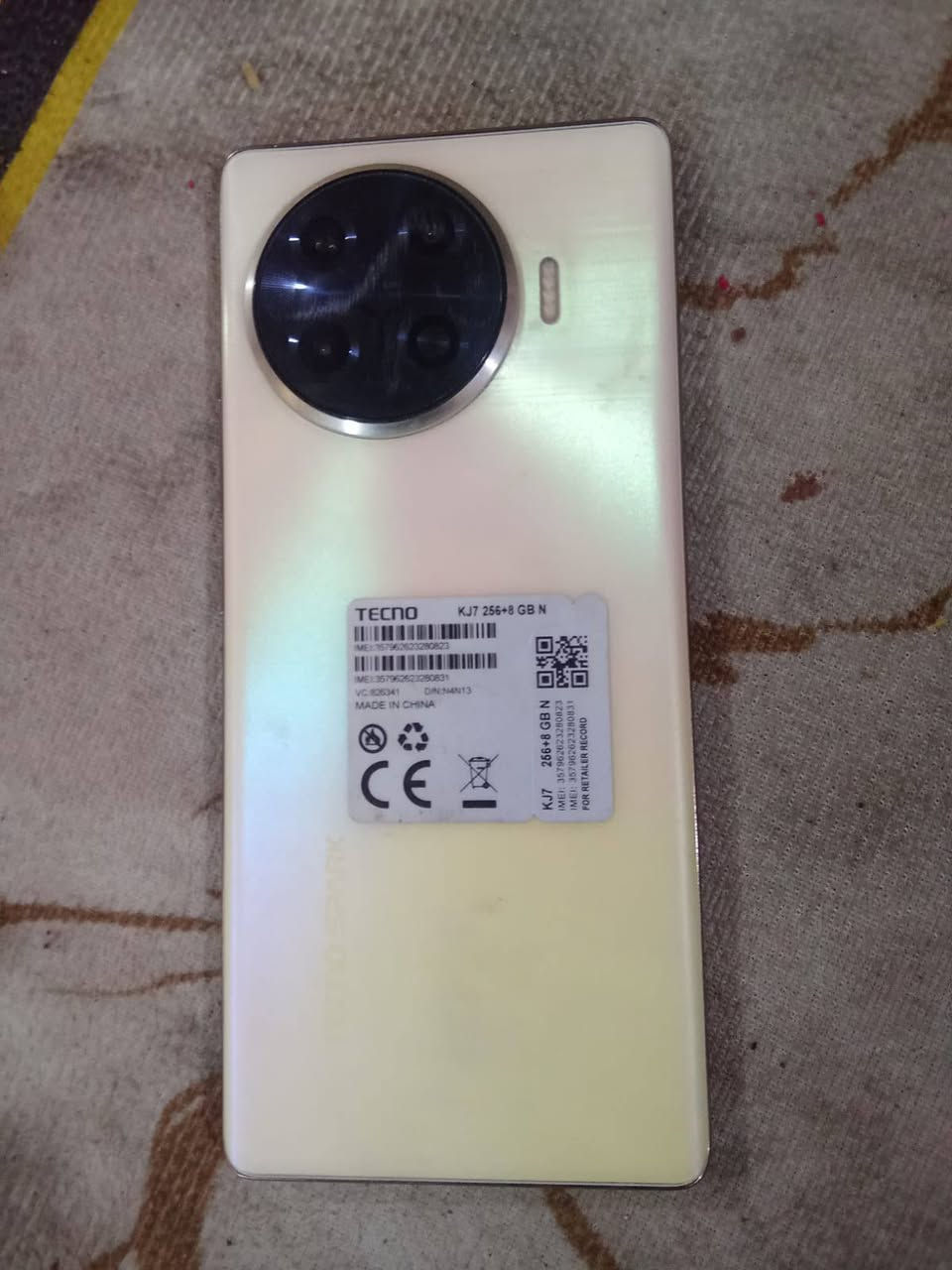 جهاز نضيف وحلو ما داخل مصلح 
*********** 
واتساب 
سعر 
275
