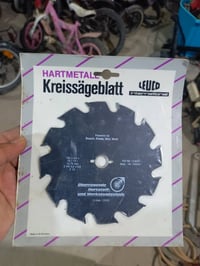 ٣٠ قطعة • صناعة ألمانية • للبيع