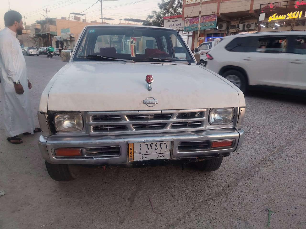 يالله  السلام عليكم بيكم نيسان موديل 94 سنويه 28 سياره محرك كير تمام تحويل مباشر مراوس حسب القناعه سعره 30 سياره ماله البيت كهربائيات شغاله مسجل شغال ضو عالي الاصيل السياره غرفتها جديده مكان هيت حي البكر رقم هاتف ***********
