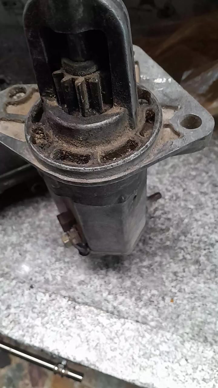 سلام عليكم كمبريسر +سلف تفصيخ بشرط عل شد مالات كيا 2700 يرهم جميع كيا حمل مكان شعله حي الجوادين *********** ستفسار بيه واتساب
