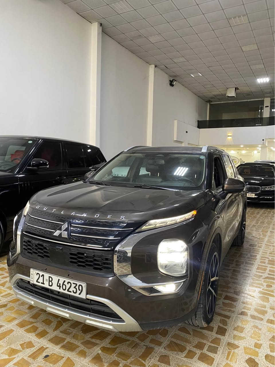 مستربوشي وتلاندةر ٢٠٢٢ SEL فول فول مواصفات 
ئاخير مواصفاتي  وتلاندةرة 
شاشة گةورة  ٥ كاميرة ٨ ايرباگ  شاشة ئةليكتروني 
كوشن جلد كوشن پةقلاوة 
كوشن خةزن  كوشن هيتةر  
شةش مودي دةبل ئةكسل 
كوشنةكاني پشتةوةش هيتةر سةقف شيشةو دةبل پانوراما  بةسمةو شةغال  
سي ريز كوشن  سةيارةكة   هندة مواصفاتي تيداية  خلاس نابيت
وةكو بوياخ..  بونيت شتةك پي كةتية  سبوخ كراية  بةس نوقتة ژوري نية بةشةرتي سونةر  بي ژوري بي ايرباگ بةشةرت بستةك بن رةقةمي پشتةوة سبوخة  
رةقةم سةنةوي فةحس هةزة هةمووي نويية 
سعرةك خوار هةموو بازار
***********
فايبةر 
واتس ئاپ أربيل, العراق
