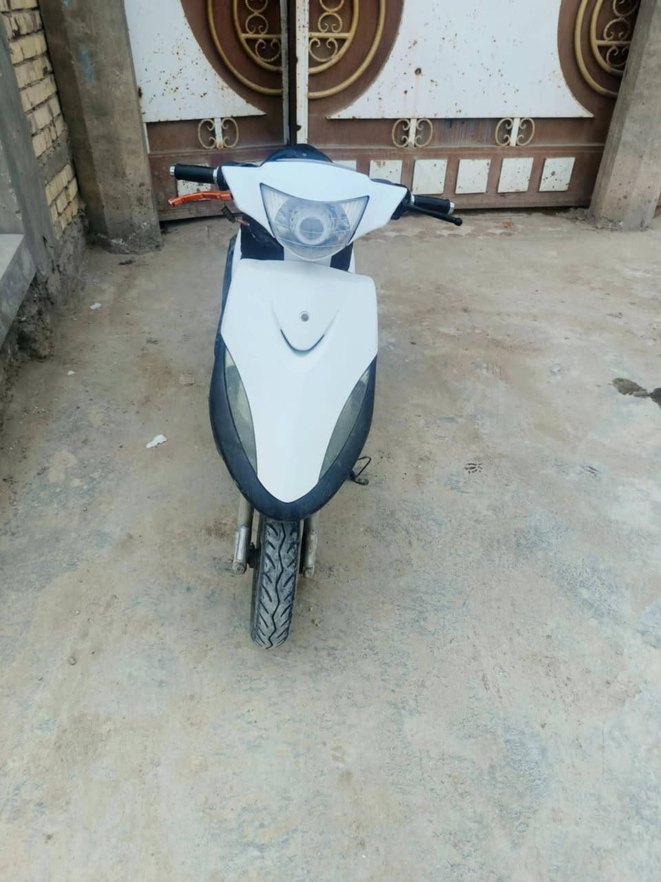 ماكس للبيع غراضها كامله كهربائيات مكينه كفرات اشاير بك لايت قفل ستيرن كله شغال السعر خاص


**إذا كنت صاحب هذا الإعلان وتريد حذفه لأي سبب، رجاءا أرسل رسالة إلى الدعم الفني**