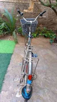 باسكل للبيع نوع ياباني حجم 27 شغال كله وكلشي مابي عوزه كشن و بايدر فقط...