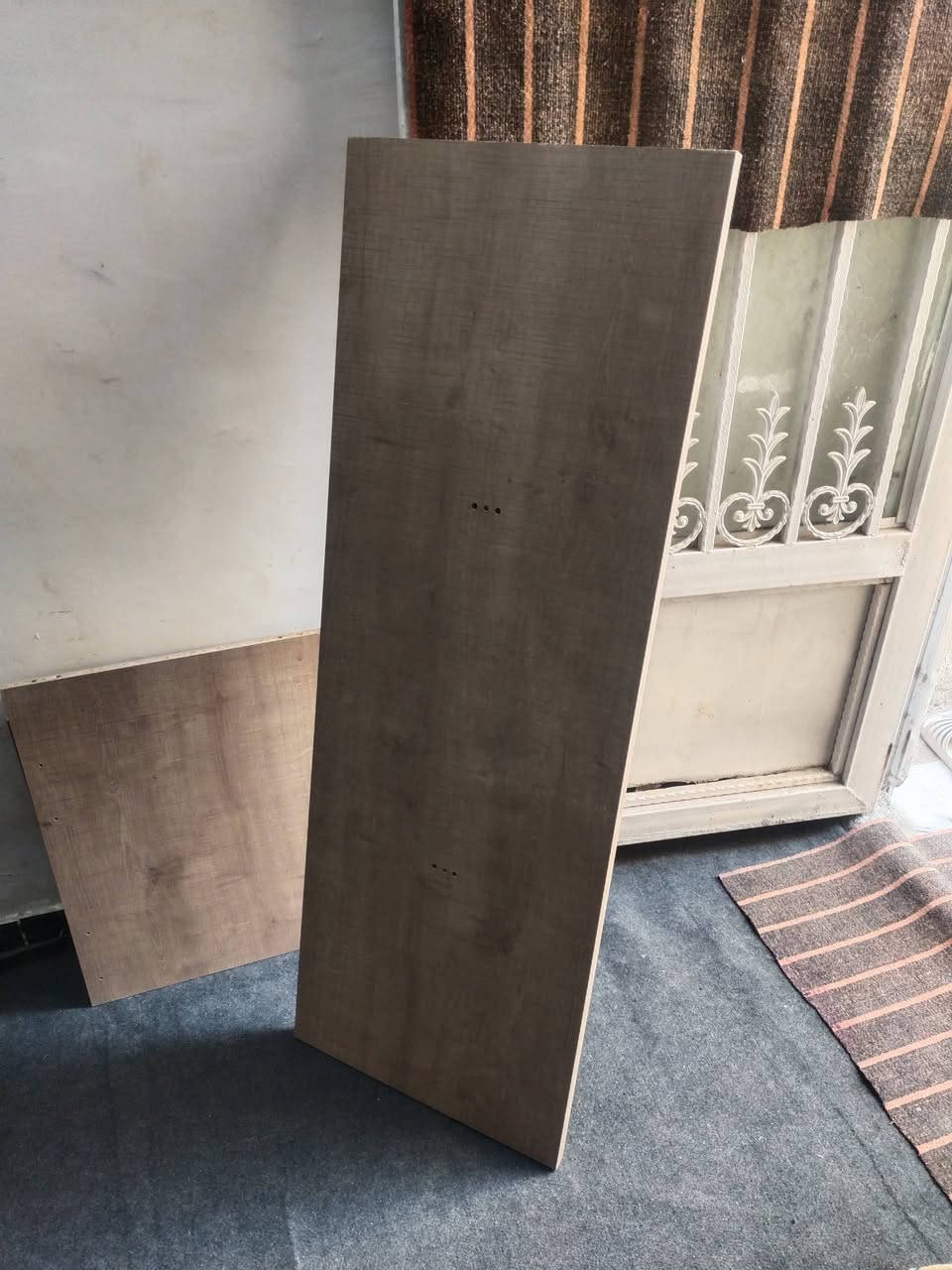 خشب تركي درجة أولى يرهم رفوف لاستفار لاتصال على الرقم ***********
