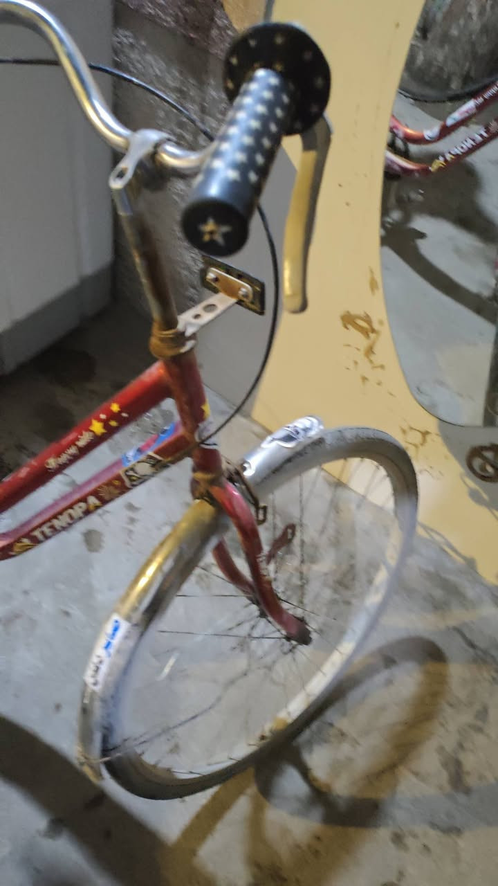 السلام عليكم بايسكل حجم26 نقص ويل فقط للبيع السعر35 العنوان گميره


**إذا كنت صاحب هذا الإعلان وتريد حذفه لأي سبب، رجاءا أرسل رسالة إلى الدعم الفني**