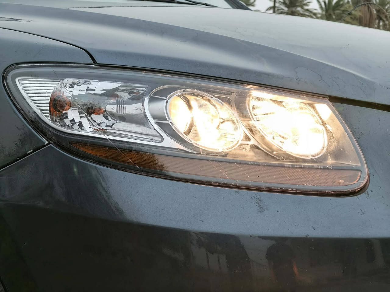 سلام عليكم 
للبيع سنتافيا 
موديل 9 
وارد امريكي 
تبريد تخم تاير باتري خير من الله 
المحرك 6 سلندر 
السيارة مصبوغة عام 
بيها تنقيص شويه 
السعر 105 وبيها مجال 
الاستفسار  ***********
