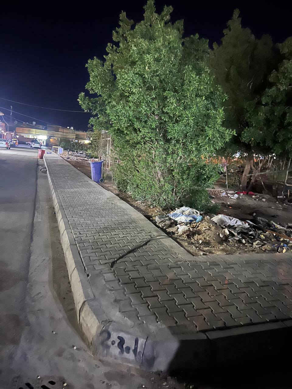 بيت للبيع المسحه 200 مصفر
ركن قرب جسر المشات السفحه داخل المربع فول الولاه ***********
