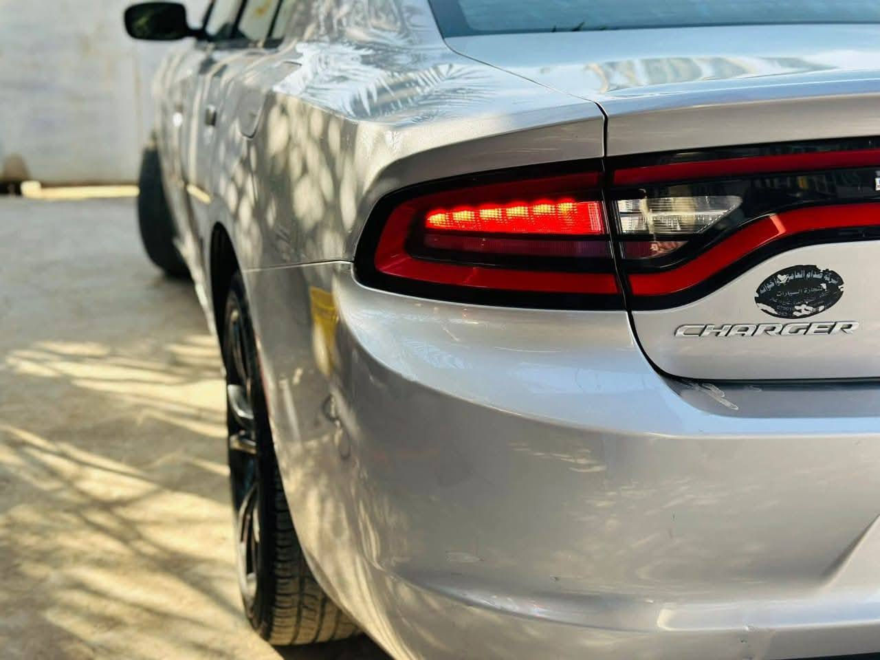 ‏السلام عليكم
‏لبيع دوج جارجر  SXT 2017  اصل رقم بصره الدولي سنوية ل30 هزة جديدة تحويل ثاني يوم 
‏موصفات لsxt بصمة تشغيل كامرة خلفية حساس خلفي كشنات حضن شاشة جبيرة وباقي المواصفات المعروفة 
‏وراد كندي دخول تقرير تعمل وتسير داخلة كفالة هنا بيها رش كلير فقط جاملغ وباب بدون تبديل بدون دواخل مكفولة شواصي لغود ايرباك سونار مرفق وية الصور 
‏سيارة جديدة كلش وجاهزة ع لاخير مكينة گير حدادة اكسن تبريد تخم تاير ويل 18 بدون نواقص سيارة 
‏السعر 175وبيها مجال
مكان السيارة البصره
‏لاستفسار 
‏‪***********‬
‏مكلف بلنشر تفاصيل اكثر اتصل 
‏
