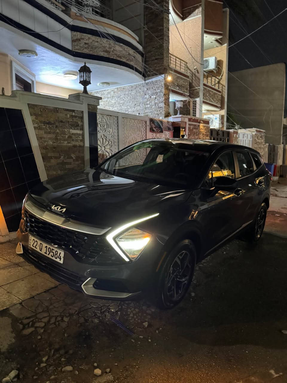 سلام عليكم سبورتج 2023 فئه 4X سياره امريكيه حادثها خفيف جدا جاملغ البصف السايق مبدل ماشيه 9 ميل فقط دخول جديد رقم اربيل باسمي نص مواصفات رادار امامي وقياده ذاتيه تنبيه الخروج عن المسار تحكم ستيرن سايد بريك كهربائي شاشه كبيره فويل ويل كامره حساس خلفي لايت وبك لايت ليد ولد نهاري كشنات تدفئه مكينه وكير كفاله حجم المكينه 2500 سياره بعدها بريحه الشركه بيها رصعه بل قماره مال شحن ممسويها عايفها سعرها 185 وبيها مجال حك الجيه مكاني بغداد الشعب *********** ارام الكوردي بغداد, العراق
