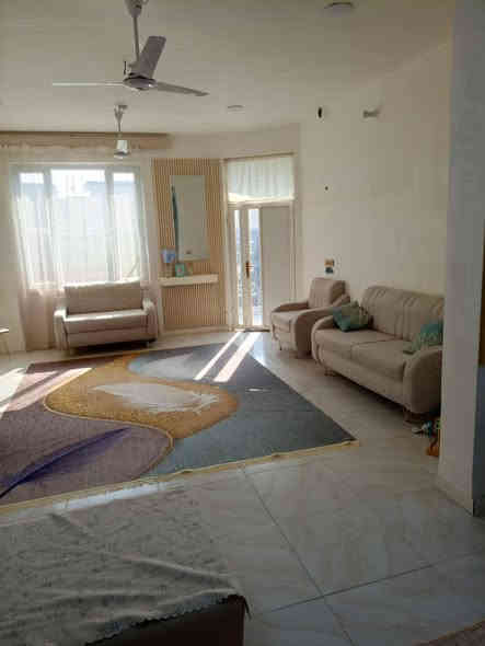 طابو زراعي سند ٢٥ 
الموقع//شارع شريفة الجديد مساحة ٢٤٠م يحتوي على غرفتين نوم،مطبخ حار وبارد،صحيات داخلية وخارجية،صالة،كليدور بيت حديث
السعر ١٤٥
للاستفسار:***********
***********

مكتب الزركاني للعقار
شارع ٨٠ قرب القبة الذهبية
بيع_شراء_تعقيب
