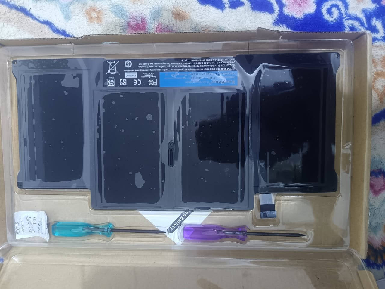 بطاريات لابتوب وايبادات ومبايل
للاستفسار على الواتساب ***********
يوجد توصيل سعر التوصيل ٥الاف لجميع أنحاء العراق
