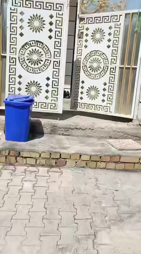 ‏دار للبيع مساحة البيت 100 متر بيت جديد ونظيف العنوان الحسينية مسقط شارع القاضي قريب على جام شهيد رائد بيت خوش موقع الاستفسار***********
