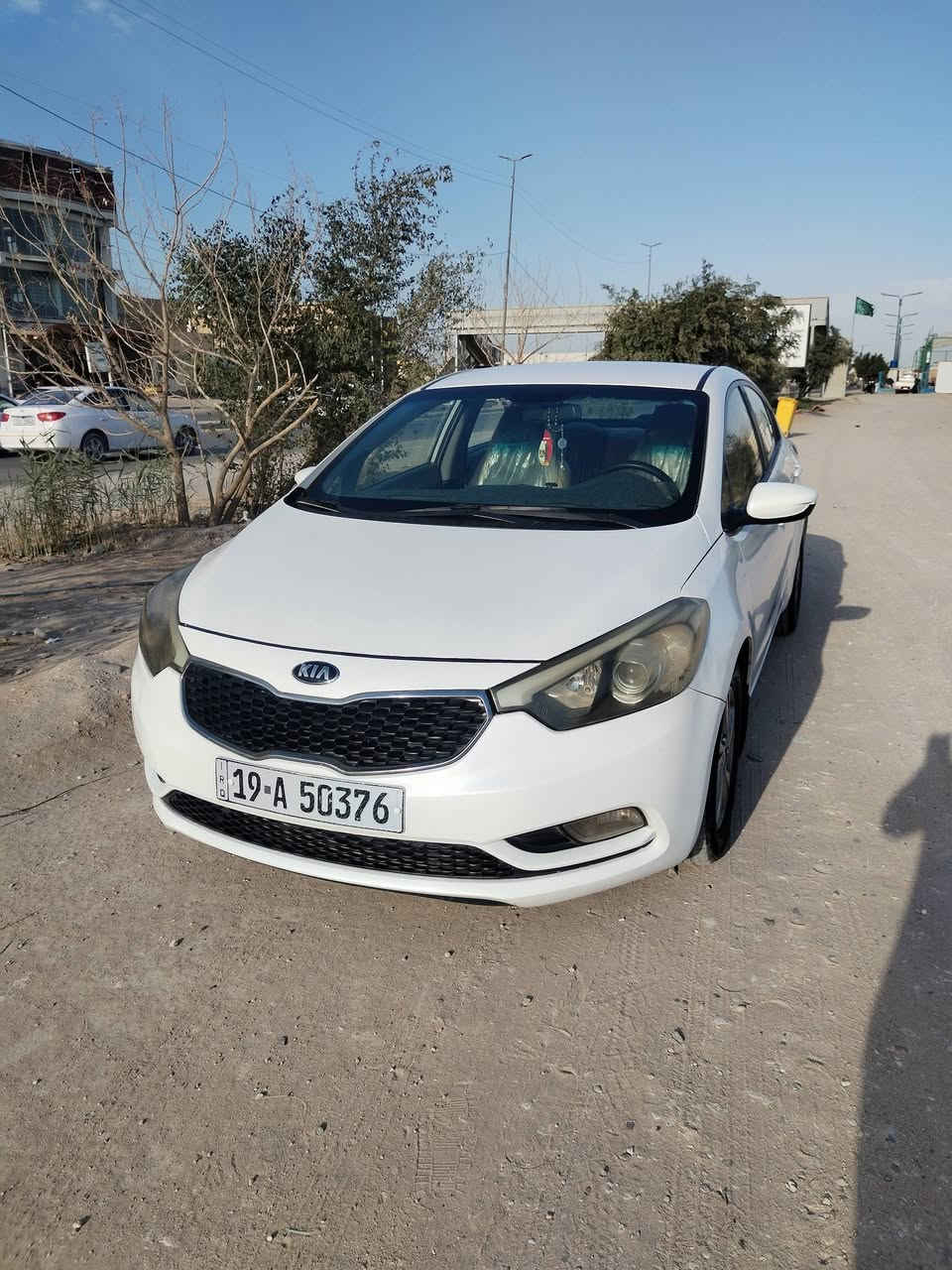 السلام عليكم
للبيع سيراتو 2015
رقم كربلاء 
بيها صبغات اسونار منشور وياها 
اسعر 110 وبيها مجال 
اسياره امداور ثاني يوم 
مكاني نجف رقم الهاتف ***********
