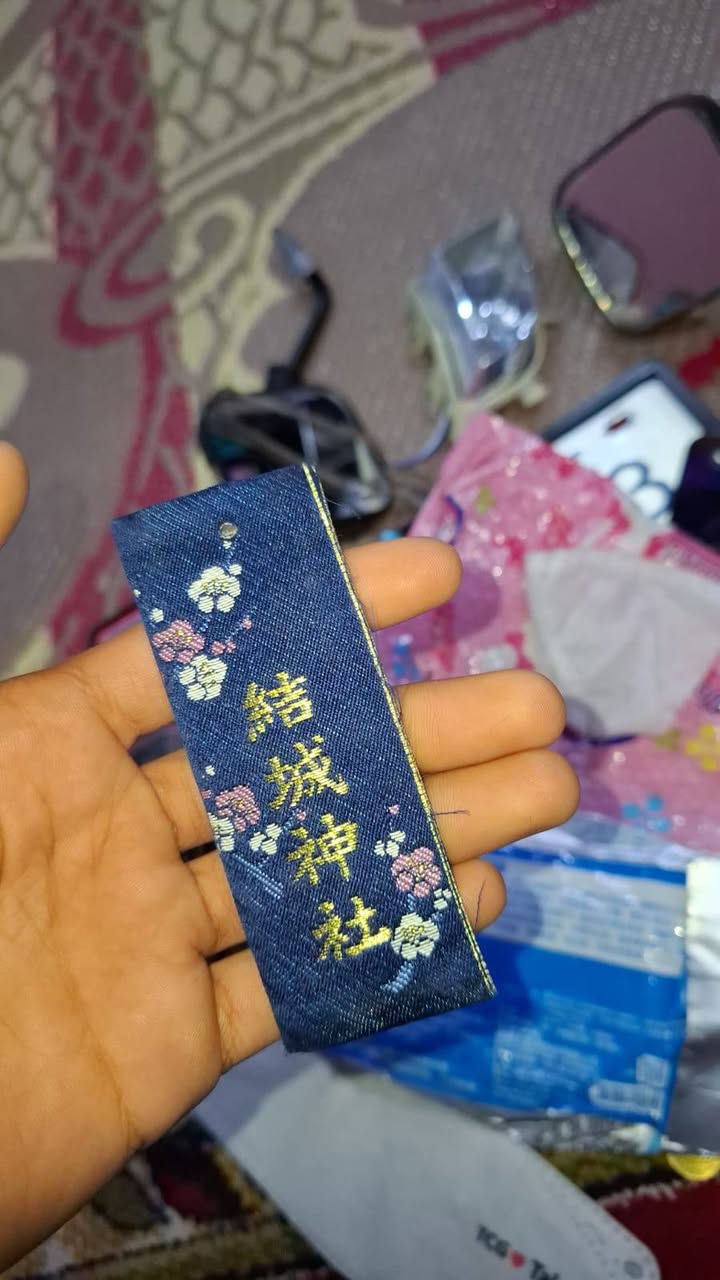 غراض للبيع مدالية ومرايات مال بوليس وذن مال يابان كلنس ومادري شنو كوت مكاني


**إذا كنت صاحب هذا الإعلان وتريد حذفه لأي سبب، رجاءا أرسل رسالة إلى الدعم الفني**