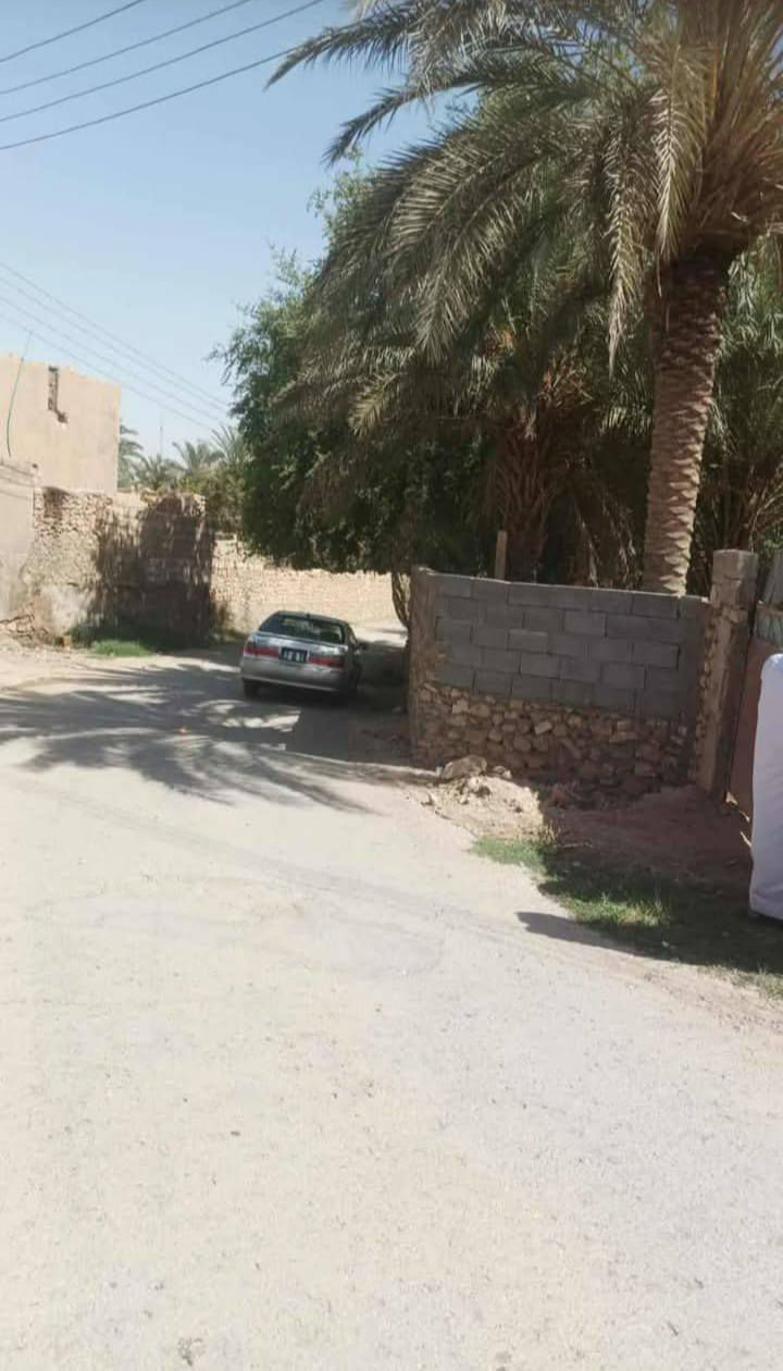 دار للبيع  رقم00 12م مع فضله 800م الحقلانية السعر المطلوب 29 مليون وبي مجال بسيط (((مكتب عقارات الصفا الانبار قضاء حديثة الحي العسكري قرب منفذ النواعير ))) الاستفسار ((*********** &***********))
