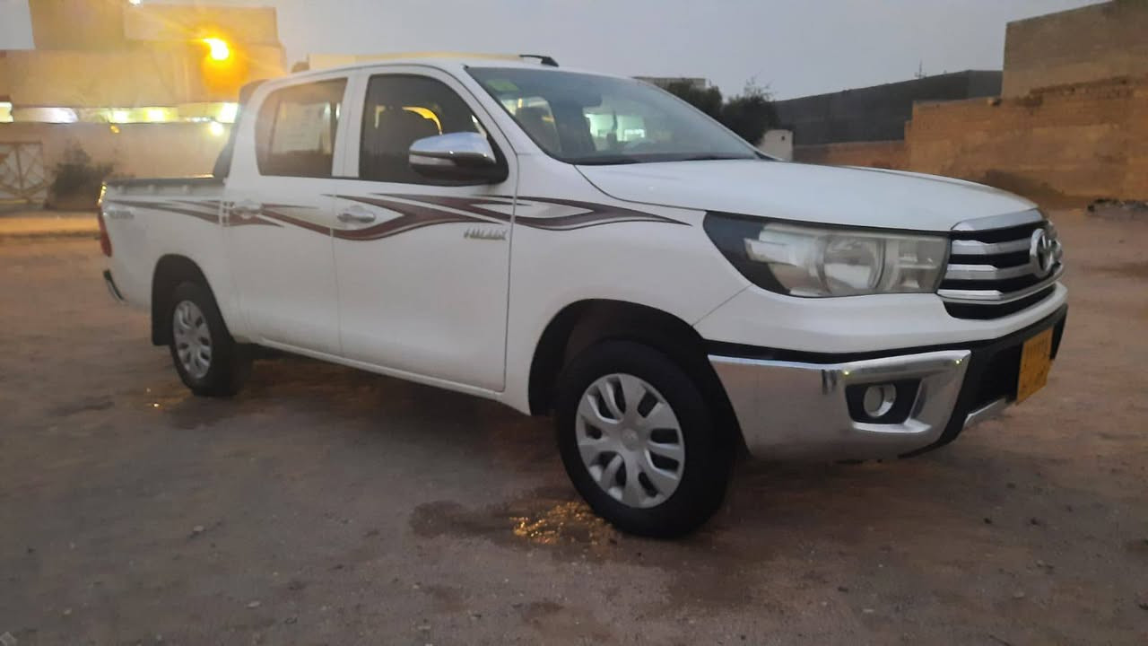 السلام عليكم ورحمه للبيع
بيكم فلاونزه 2016 ساز رقم اربيل سنويه منتهيه ماشيه 330الف السياره مكفوله كفاله عامه فقط رشة صبغ بل بنيد  موضحه بصوره الباقي كفاله عامه السياره جاهزة حداده تخم تاير المكان البصرة 
السعر 200 وبيه مجال الشراي يتصل وبخدمته 
‏‪***********‬‏
علما غير متواجد على الخاص أنه مكلف بنشر
